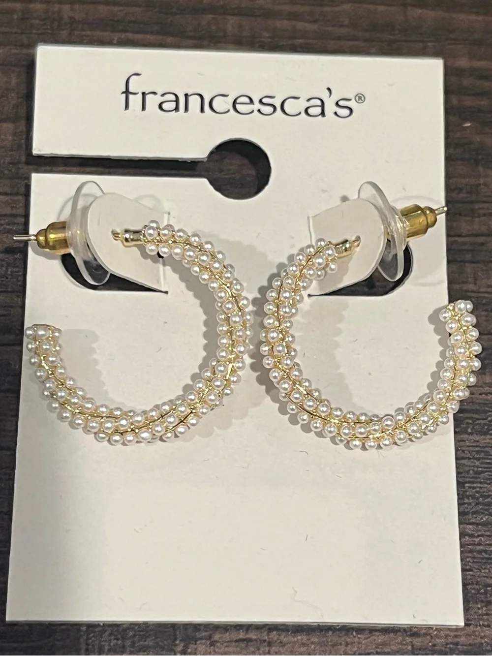Francesca's Collections Pearl-Trim Gold Hoop Earrings white nwt case - Picture 1 of 1